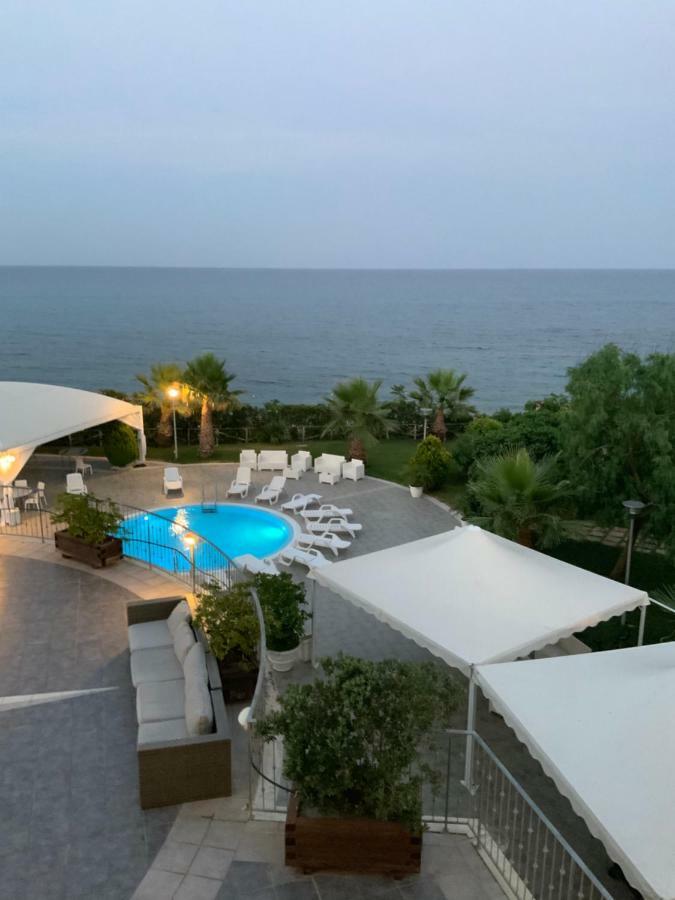 Grand Hotel Balestrieri Torre Melissa Eksteriør billede